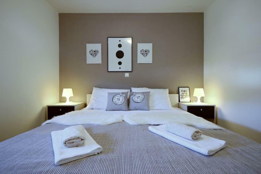 Oleandra Apartments Drage Esterno foto